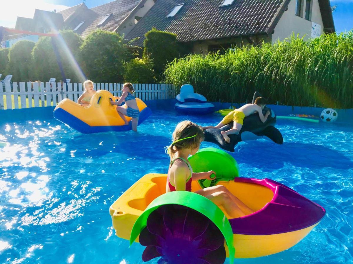 Domki I Apartamenty Caloroczne Koliber Wladyslawowo Ngoại thất bức ảnh